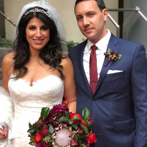 Meet your Posher, Aja - Picture 1 of 1